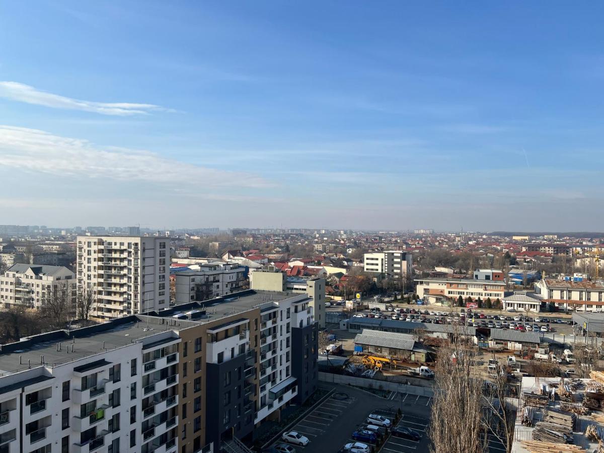 Stunning 2-Room Penthouse With Lakeview W11 Bukarest Exterior foto
